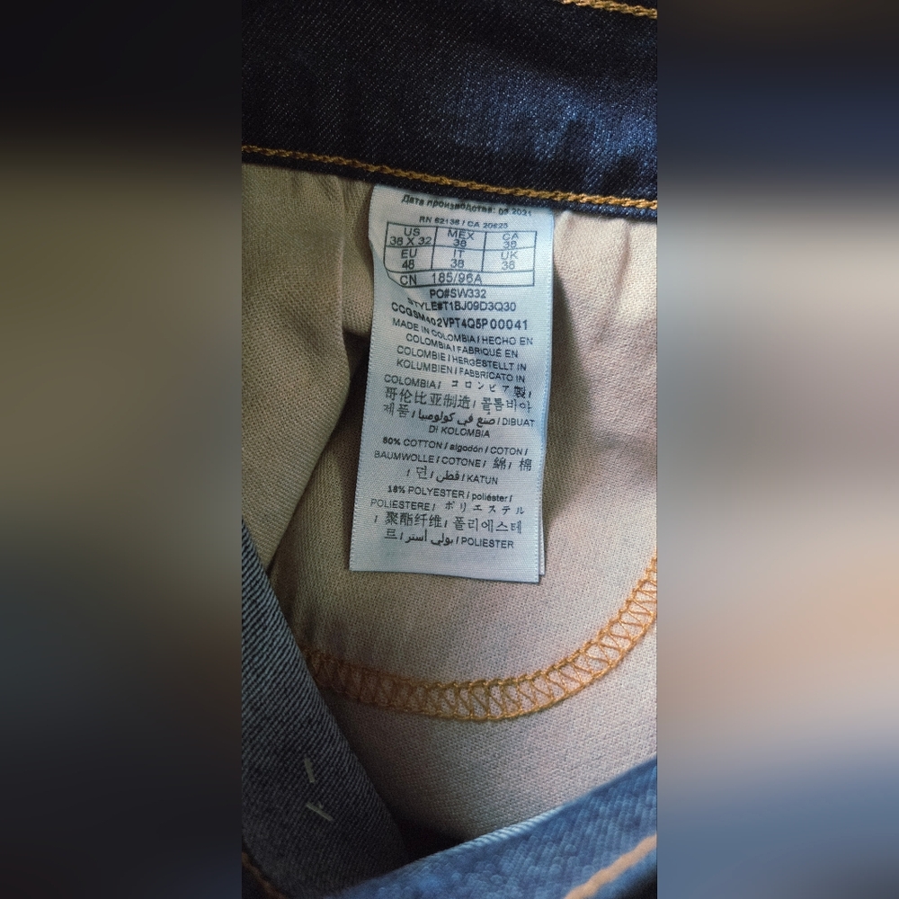 Guess Jeans Men's 38x32 - Picture 4 of 7